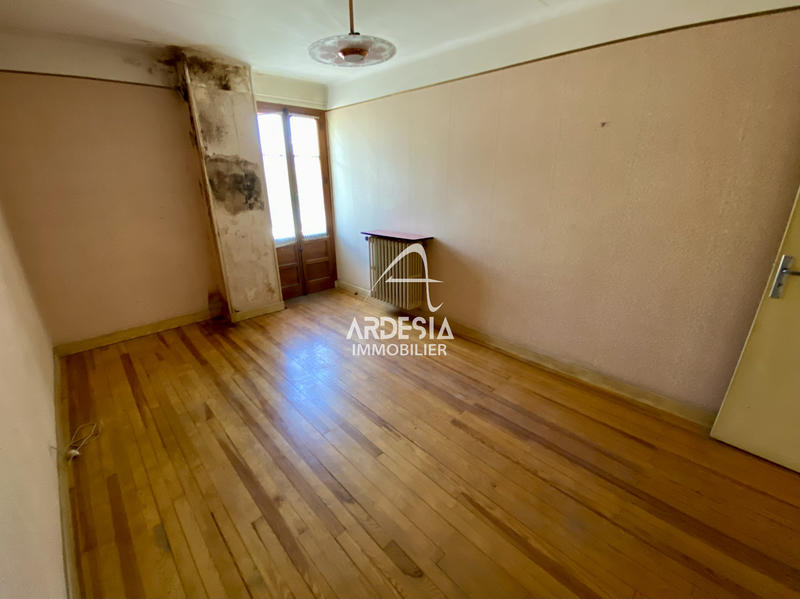 Maison - 137 m² - 7 pièces