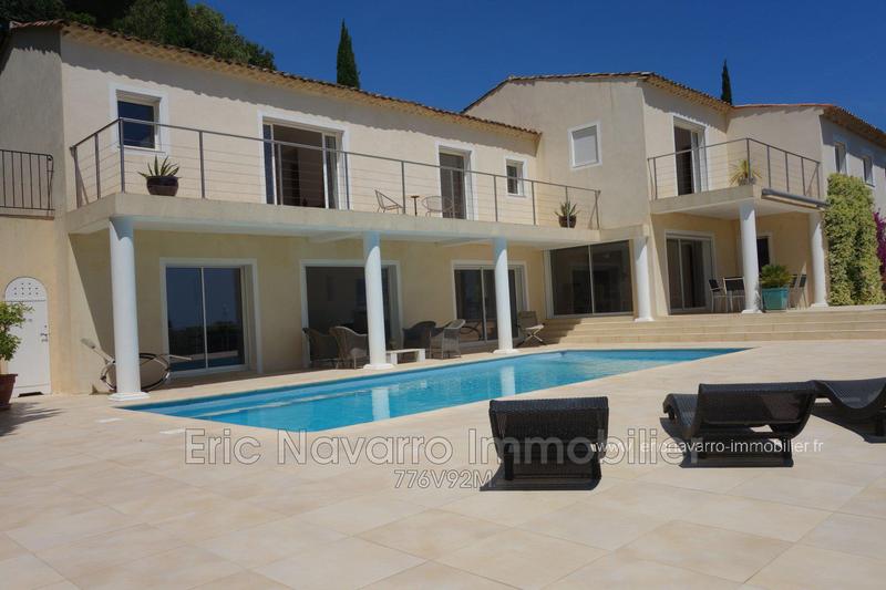 Villa - 250 m² - 6 pièces