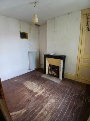 Maison traditionnelle - 75 m² - 4 pièces