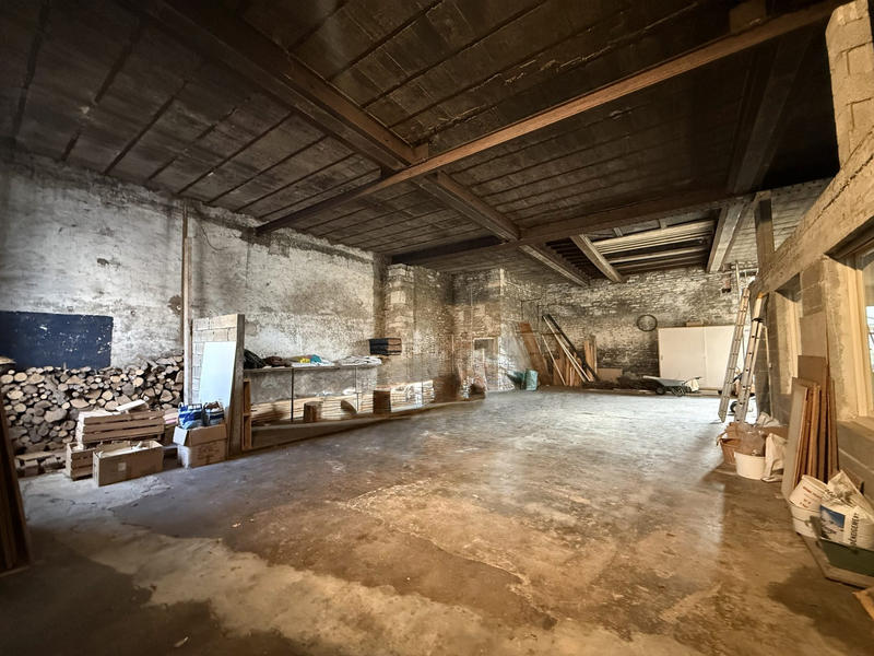 Maison ancienne - 244 m² - 10 pièces