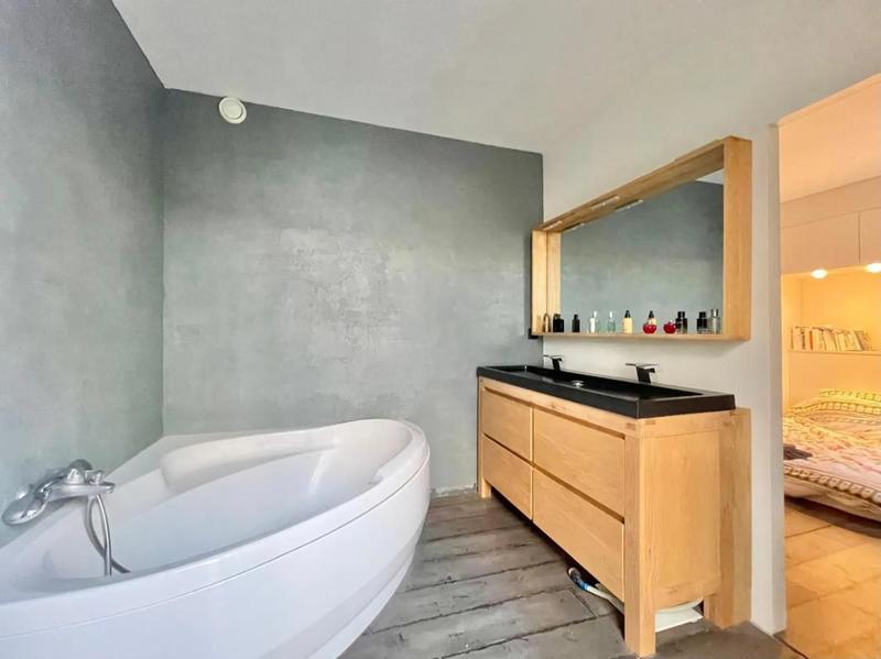 Maison - 148 m² - 6 pièces