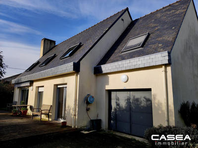 Maison - 147 m² - 8 pièces