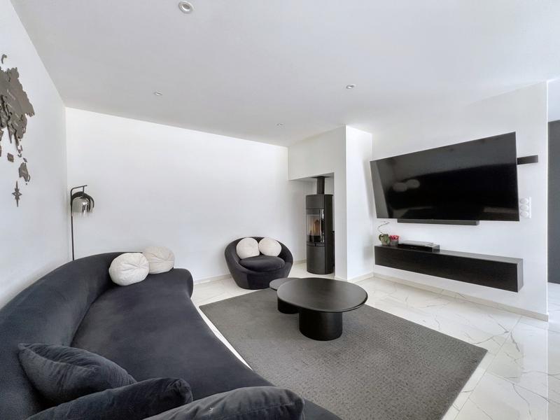 Maison contemporaine - 144 m² - 7 pièces