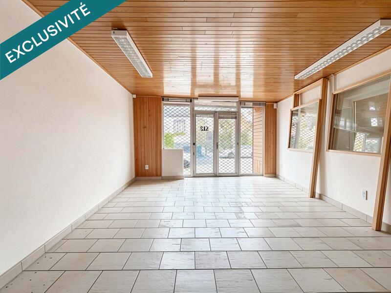 Local commercial - 481 m² - 14 pièces