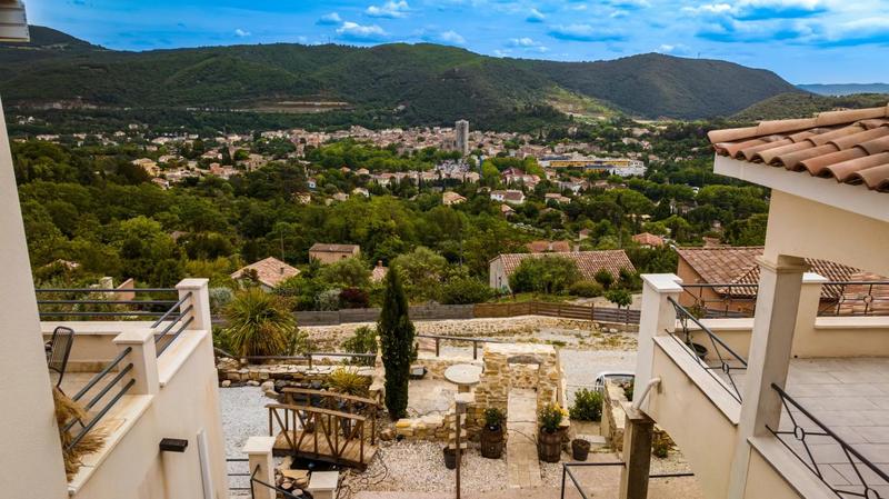 Maison - 150 m² - 8 pièces