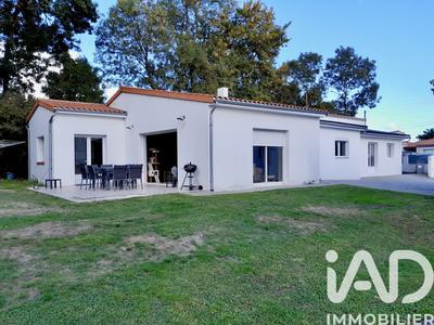Maison de village - 170 m² - 7 pièces