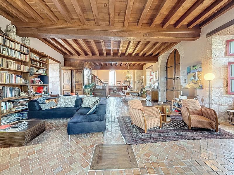 Maison - 180 m² - 4 pièces