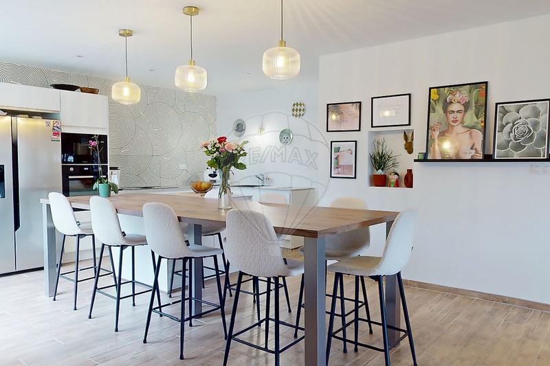 Maison - 114 m² - 4 pièces