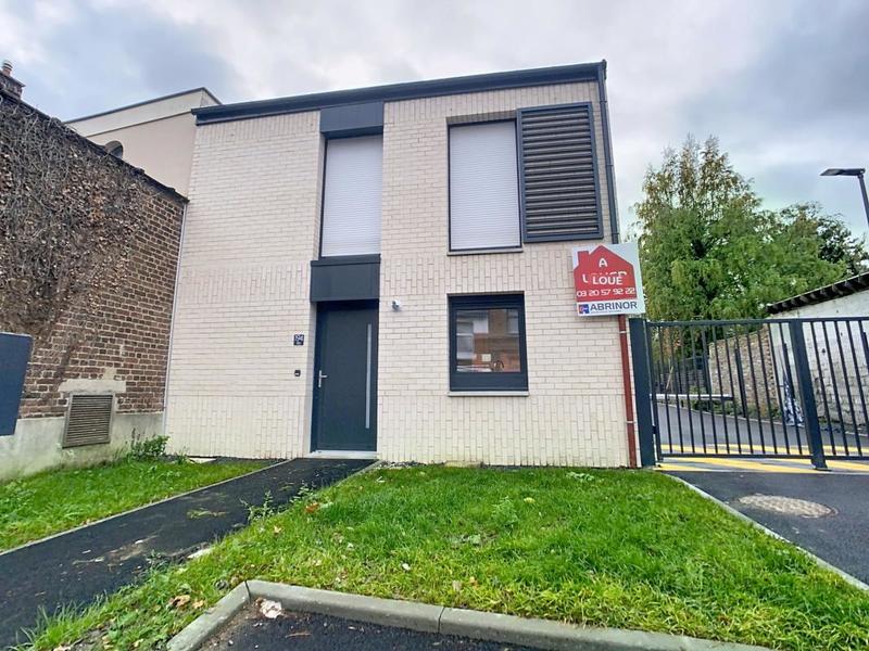 Maison - 81 m² - 4 pièces