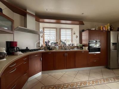 Corps de ferme - 166 m² - 7 pièces