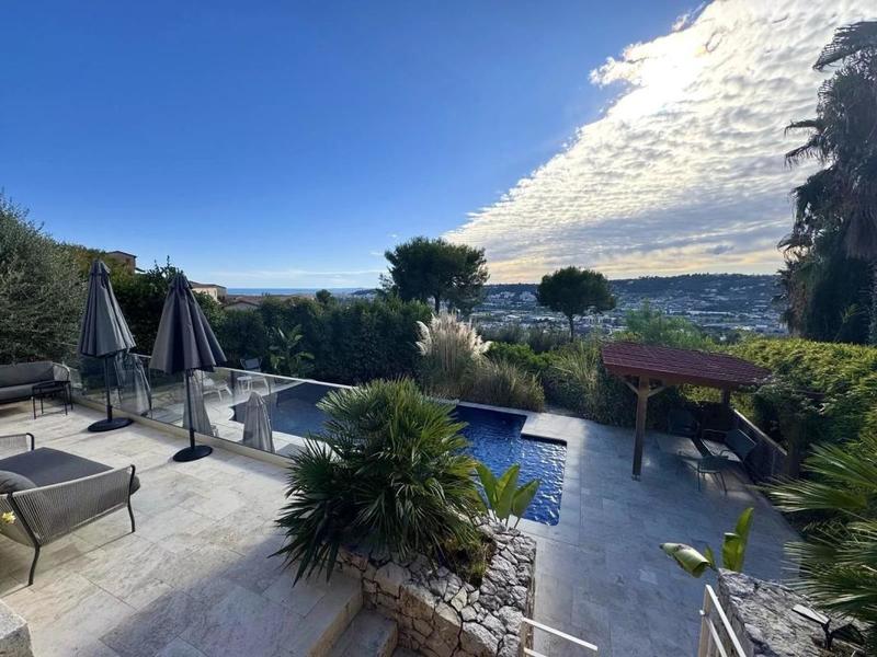 Villa - 186 m² - 7 pièces