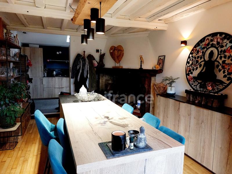 Maison - 363 m² - 17 pièces