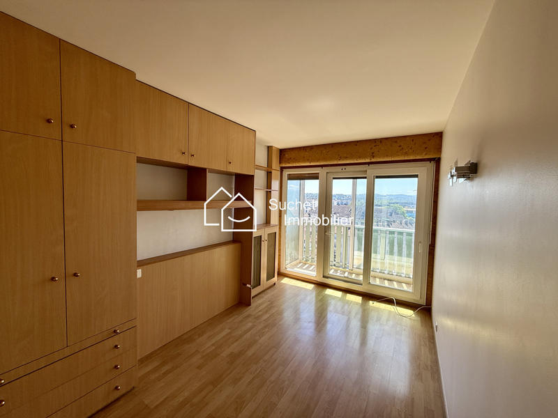 Appartement - 80 m² - 4 pièces