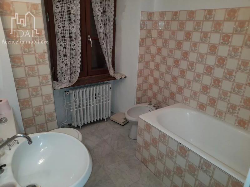 Maison - 160 m² - 6 pièces