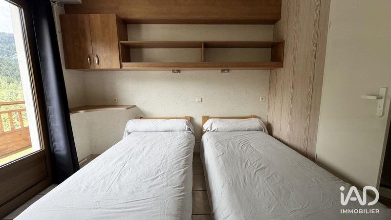 Local commercial - 1 235 m²