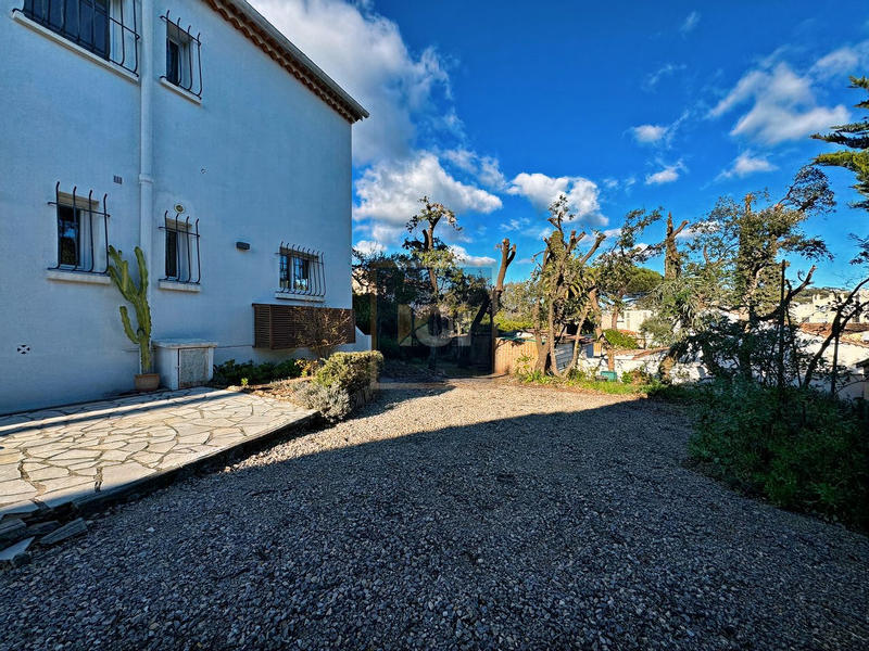 Maison - 167 m² - 7 pièces