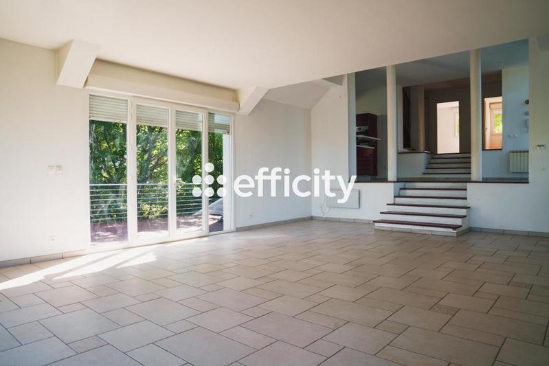 Villa - 180 m² - 7 pièces