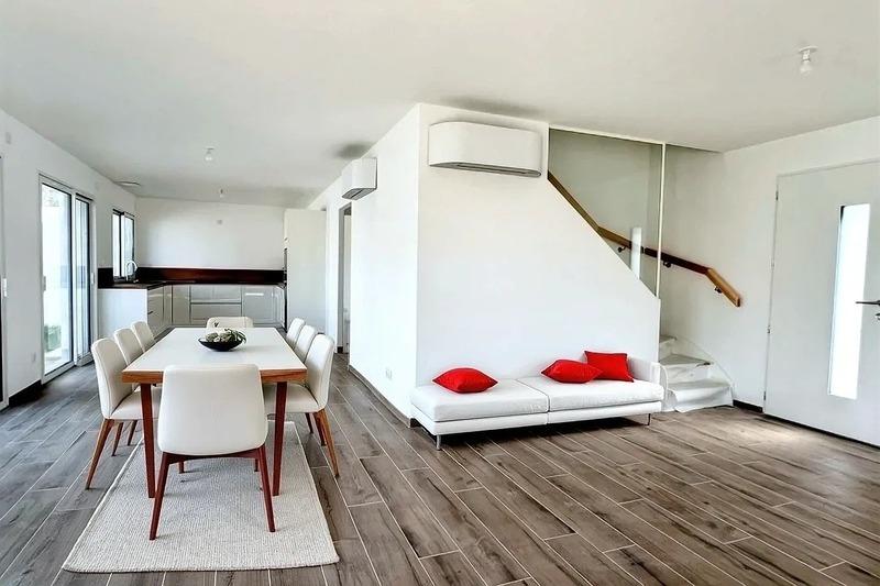 Maison - 115 m² - 4 pièces