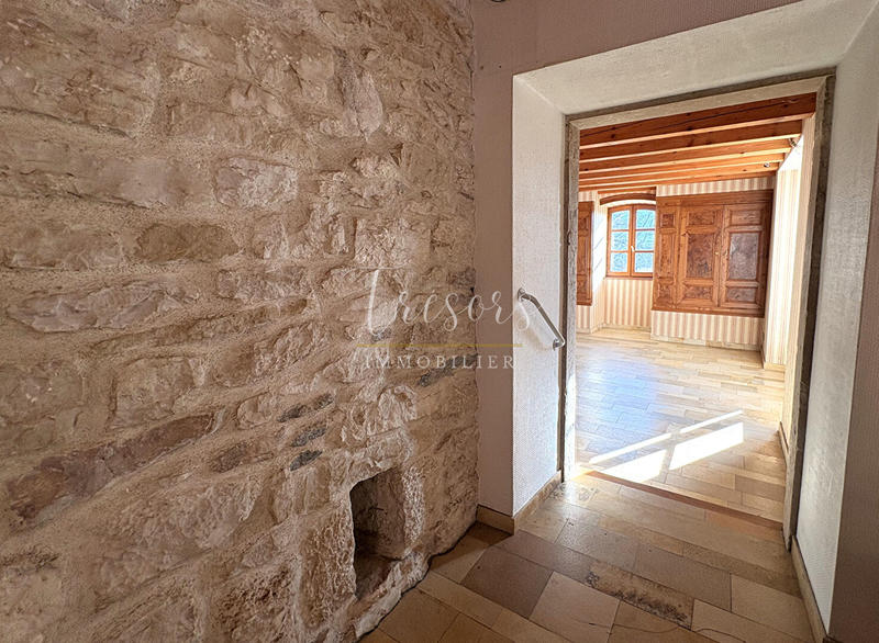 Maison - 203 m² - 8 pièces