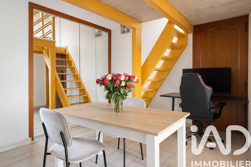 Maison - 179 m² - 7 pièces