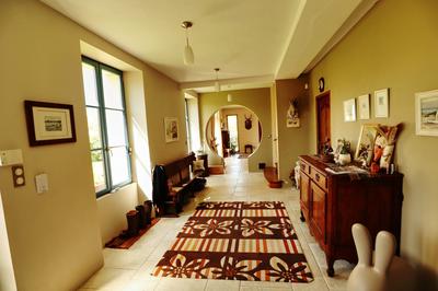 Maison - 400 m² - 16 pièces