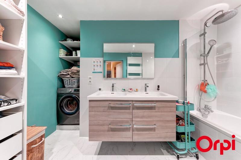 Appartement - 85 m² - 3 pièces