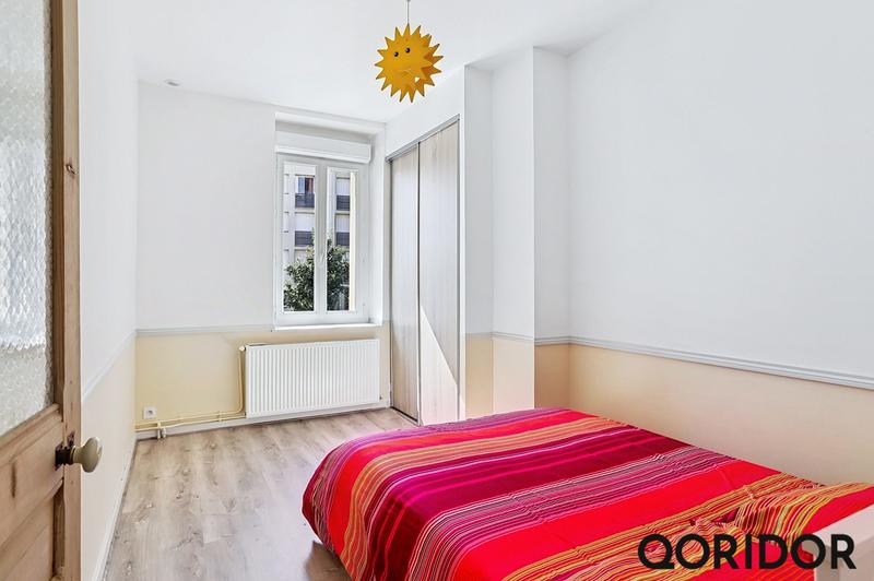 Maison - 285 m² - 10 pièces