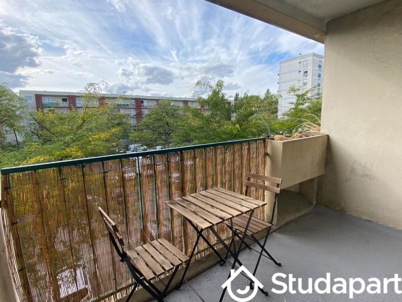 Appartement - 92 m² - 5 pièces