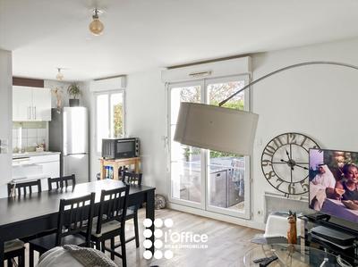 Appartement - 75 m² - 4 pièces