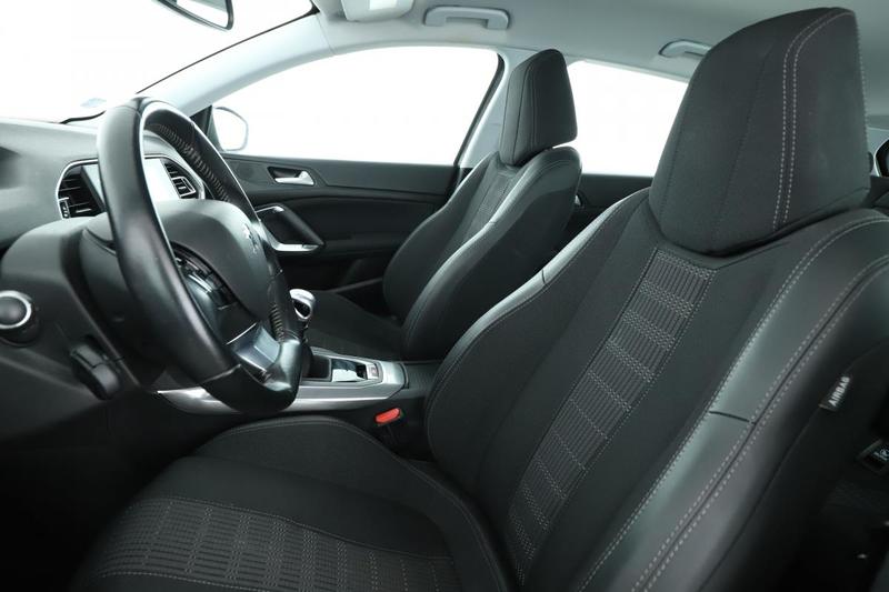 Peugeot 308 1.5 Blue-HDi Allure 130 ch