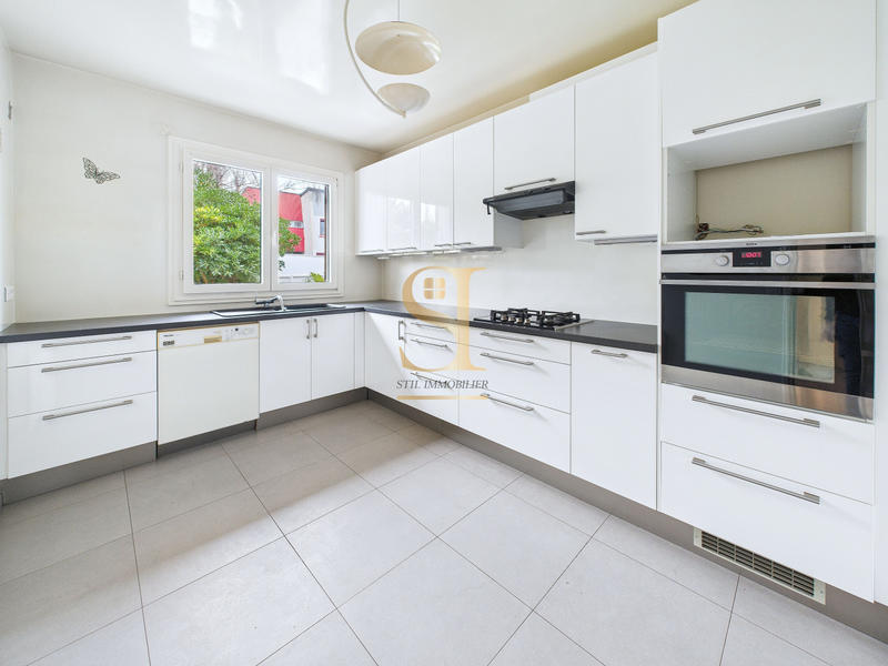 Maison - 157 m² - 6 pièces