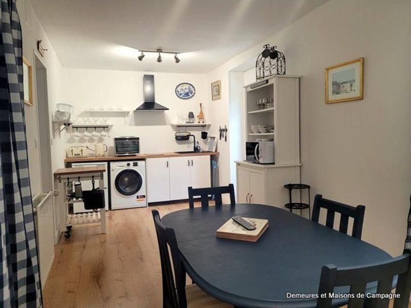 Demeure - 330 m² - 10 pièces