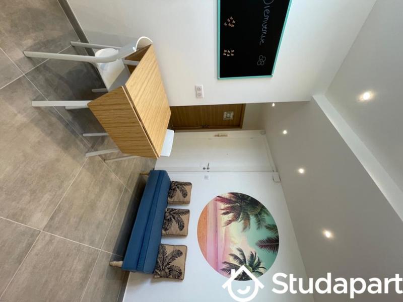 Chambre - 15 m² - 1 pièce