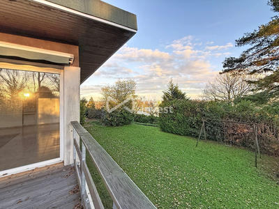 Maison - 162 m² - 6 pièces