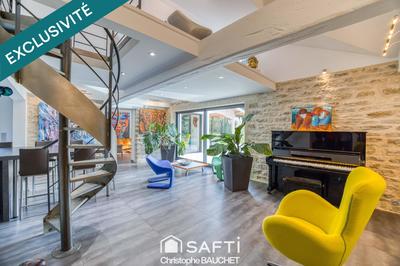 Villa - 213 m² - 6 pièces