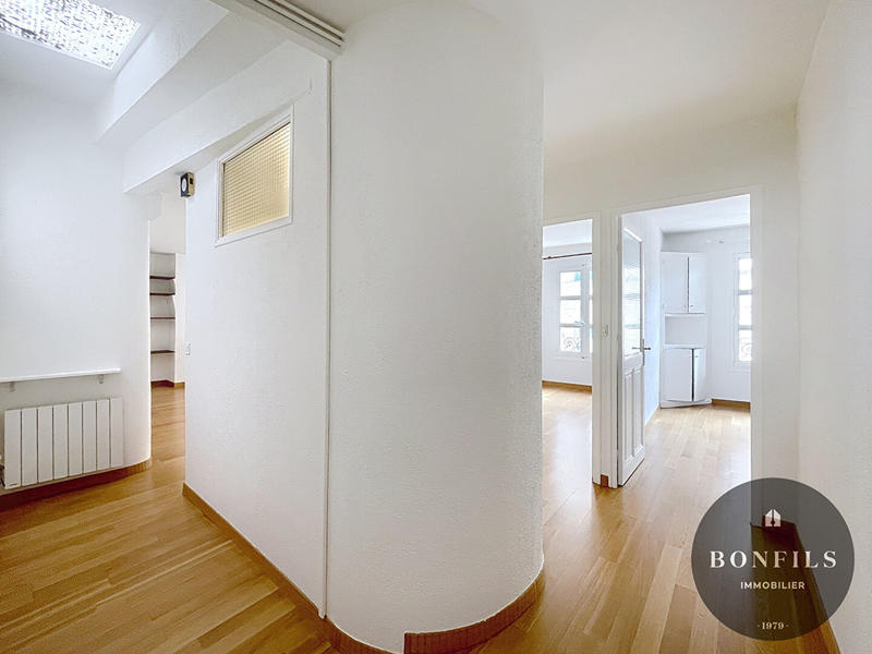 Appartement - 83 m² - 3 pièces