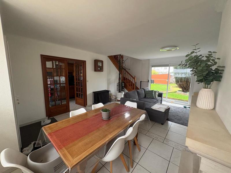 Maison - 100 m² - 5 pièces