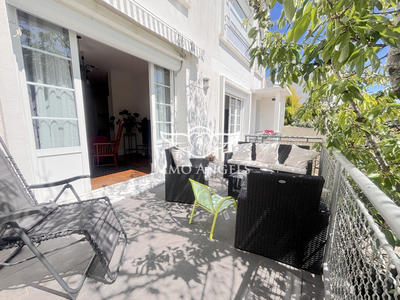 Appartement - 79 m² - 3 pièces