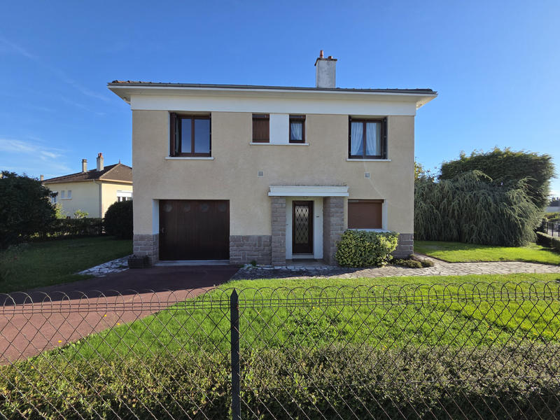 Maison - 100 m² - 5 pièces