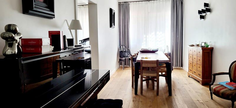 Maison - 245 m² - 10 pièces