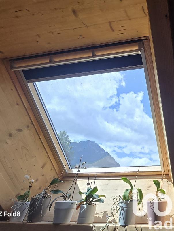 Maison - 205 m² - 8 pièces