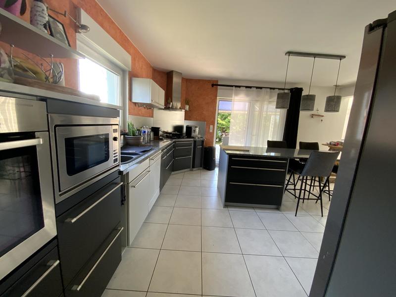 Maison d'architecte - 208 m² - 6 pièces