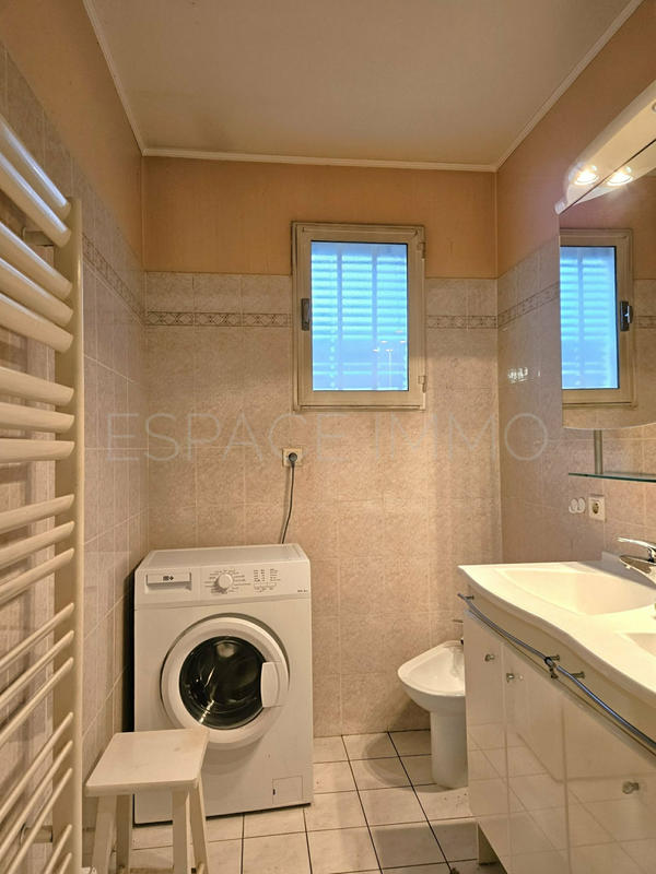 Maison - 95 m² - 3 pièces