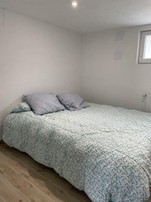 Maison - 247 m² - 11 pièces