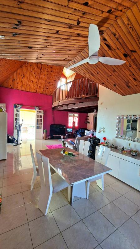 Maison - 335 m² - 11 pièces