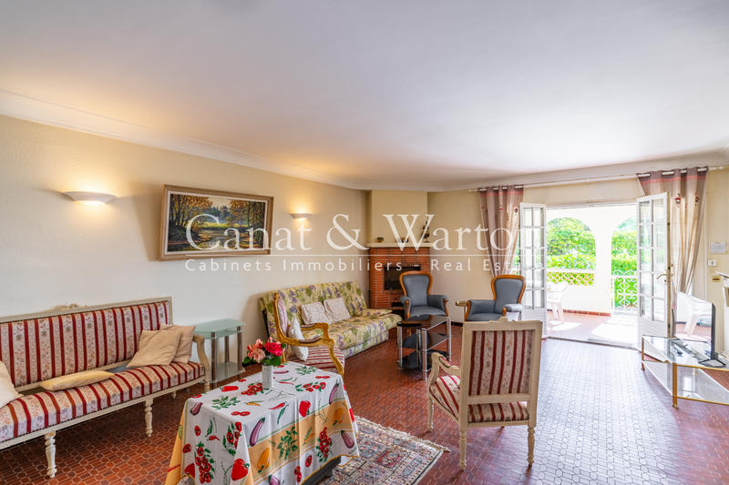 Villa - 181 m² - 7 pièces