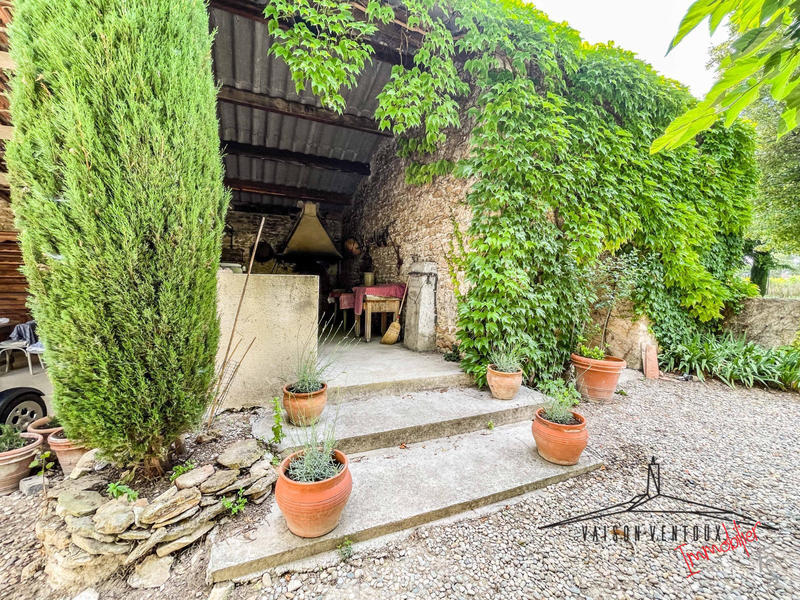 Mas - 216 m² - 7 pièces