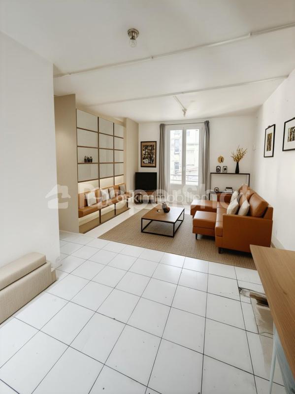 Studio - 24 m² - 1 pièce