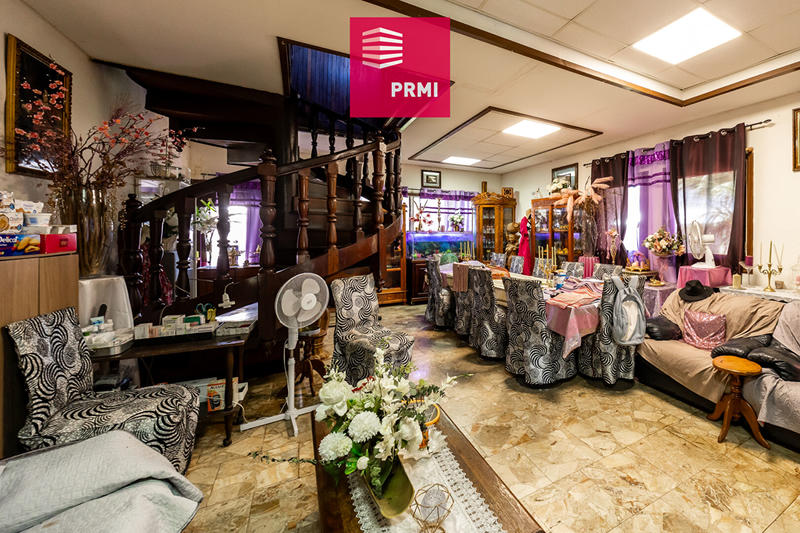 Maison - 160 m² - 9 pièces