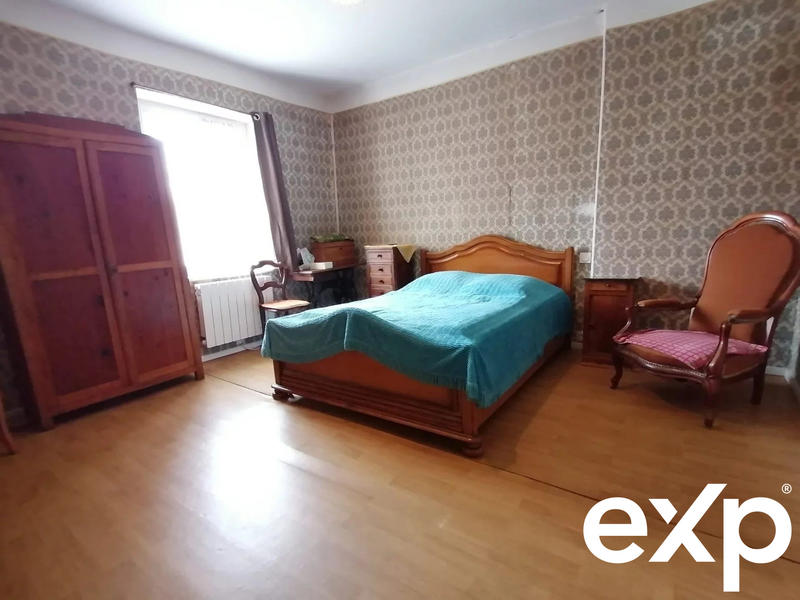 Maison traditionnelle - 86 m² - 4 pièces